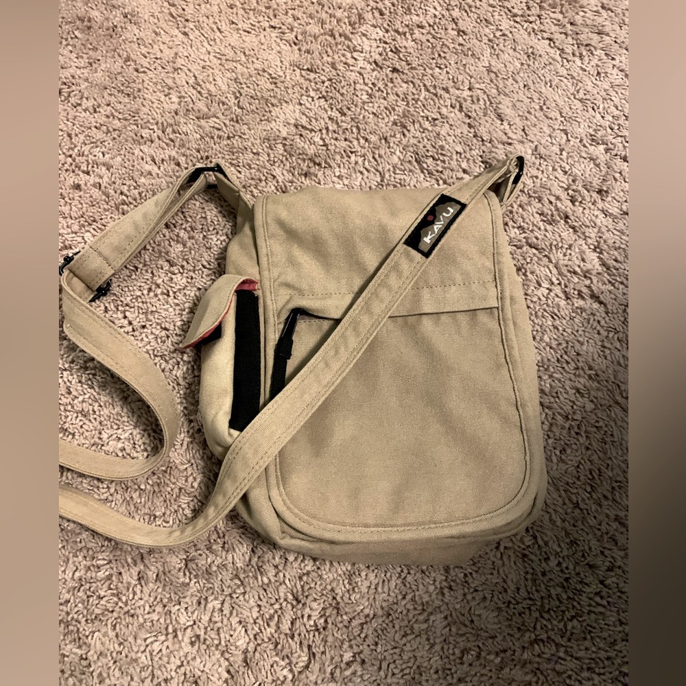 Kavu crossbody purse